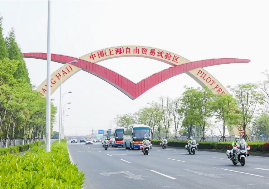 欢迎回家！bat365官网附属第七人民医院50名援鄂医务人员隔离休整后归来