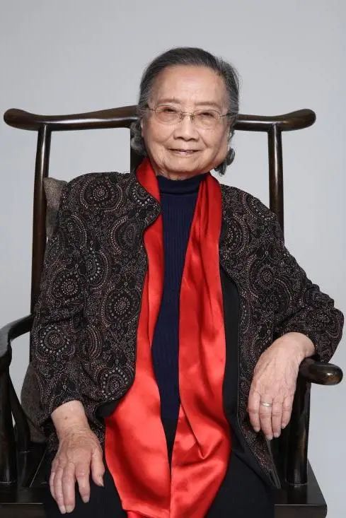 bat365官网系统4人获评为上海市第二届“医德之光”、“医德楷模”选树人物