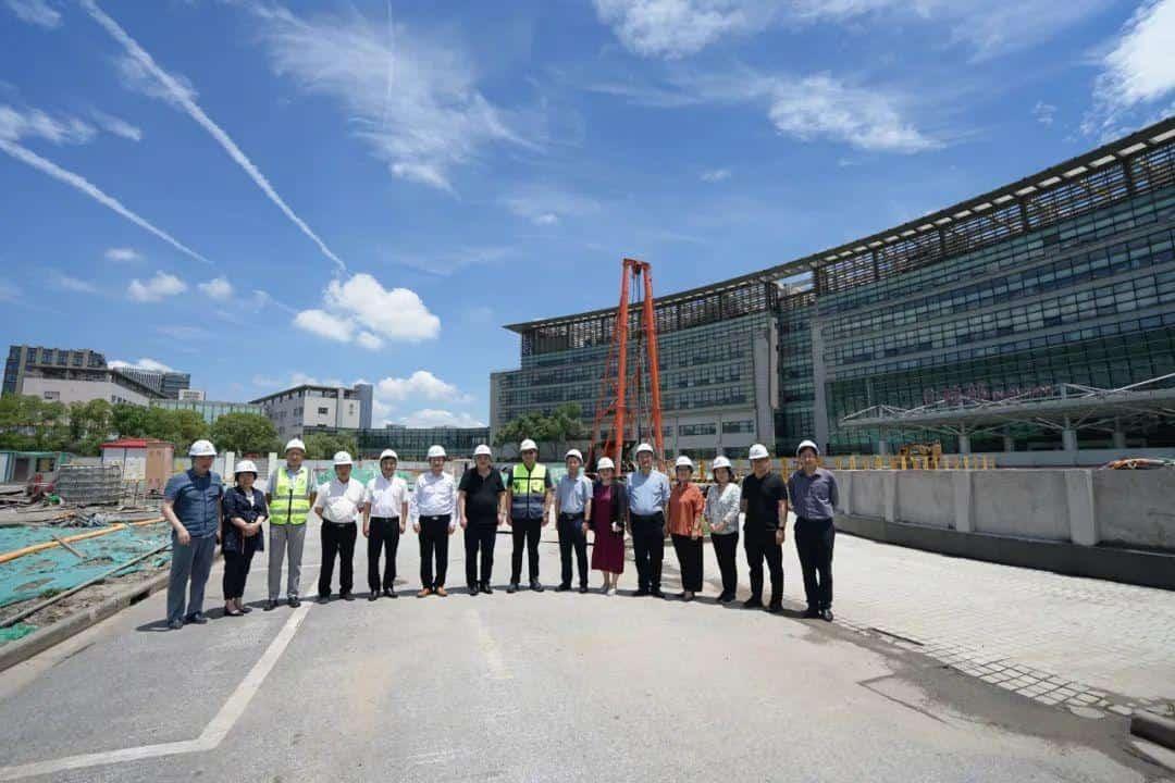 曙光医院东院新建门急诊综合楼工程打桩开工