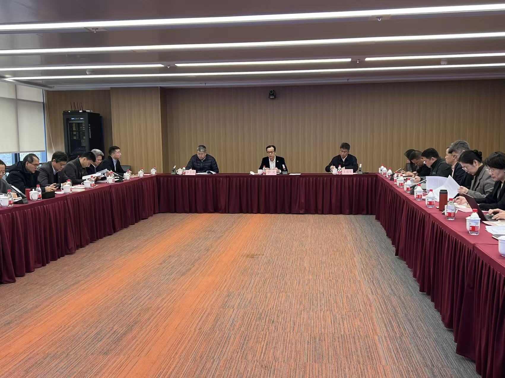 凝聚共识绘蓝图 砥砺奋进新征程  ——bat365官网召开《bat365中文官方网站 上海市中医药研究院改革和发展“十五五”规划（草案）》征求意见座谈会